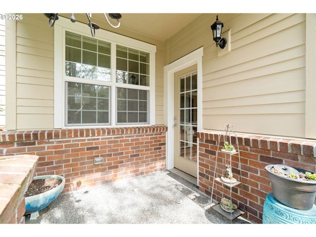 4901 SUMMERLINN Way, West Linn, OR 97068