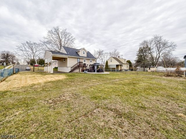 1140 Saint John St, Manville Boro, NJ 08835