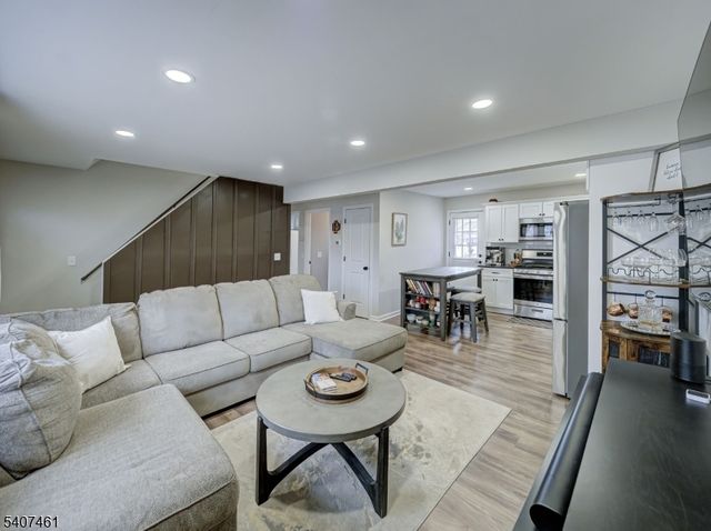 1140 Saint John St, Manville Boro, NJ 08835