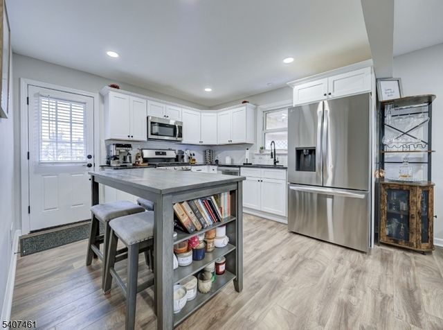 1140 Saint John St, Manville Boro, NJ 08835