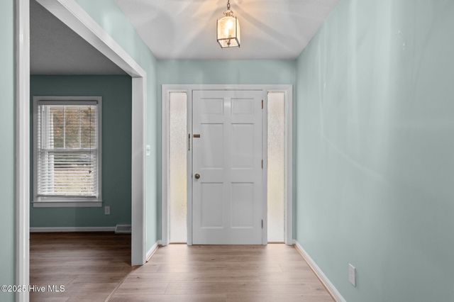 102 La Salle Street, Wilmington, NC 28411