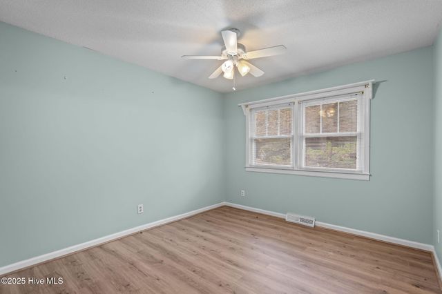 102 La Salle Street, Wilmington, NC 28411