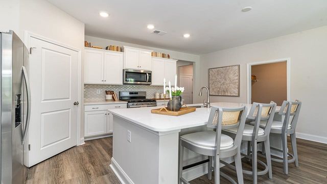 202 Bantry Ln., Conway, SC 29526