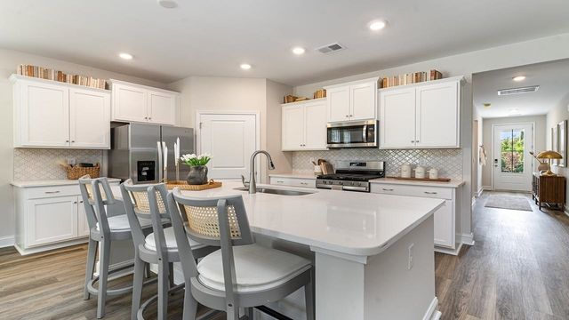 202 Bantry Ln., Conway, SC 29526