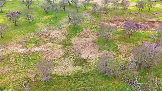 1401 S Walnut Street, Cleburne, TX 76033