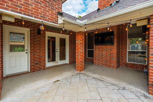 9108 High Oaks Drive, North Richland Hills, TX 76182