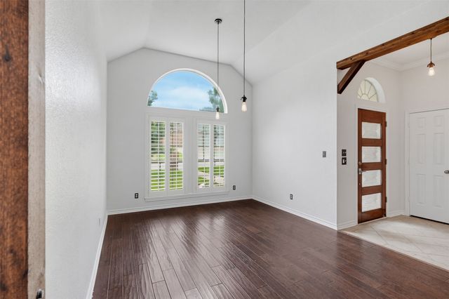 9108 High Oaks Drive, North Richland Hills, TX 76182