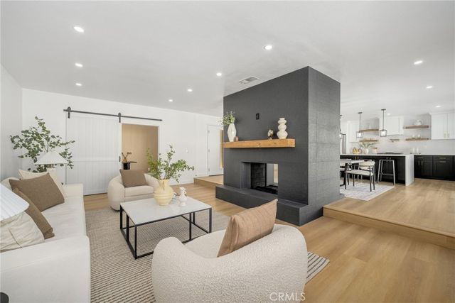 4401 E Fernwood, Orange, CA 92869