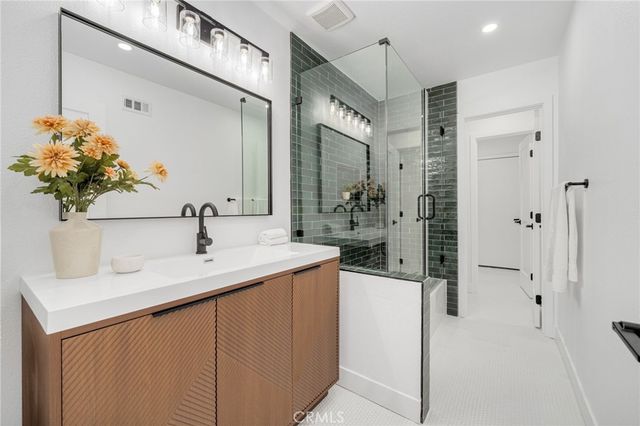 4401 E Fernwood, Orange, CA 92869