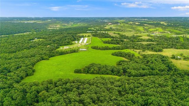 W Mountain Road, Decatur, AR 72722