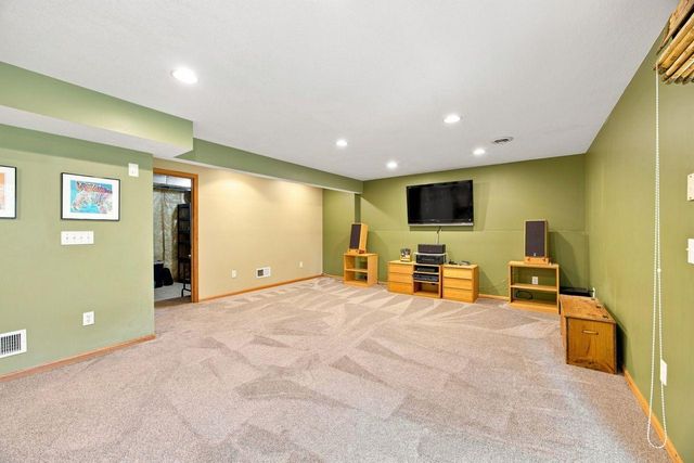 365 Linda Circle, Lino Lakes, MN 55014