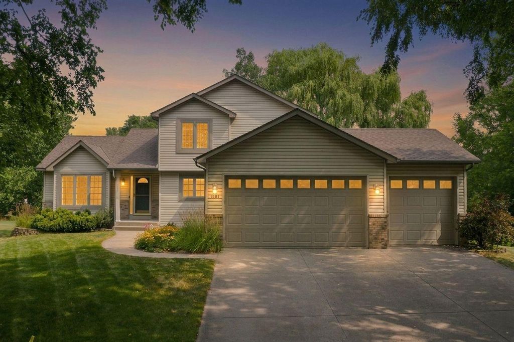 365 Linda Circle, Lino Lakes, MN 55014