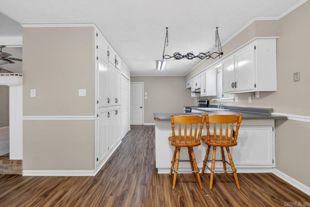 2101 Coral Tree Drive, Bryant, AR 72022
