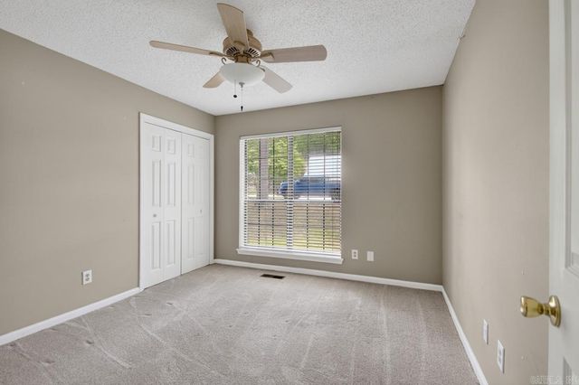 2101 Coral Tree Drive, Bryant, AR 72022