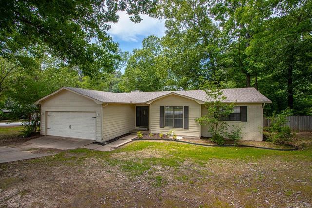 2101 Coral Tree Drive, Bryant, AR 72022