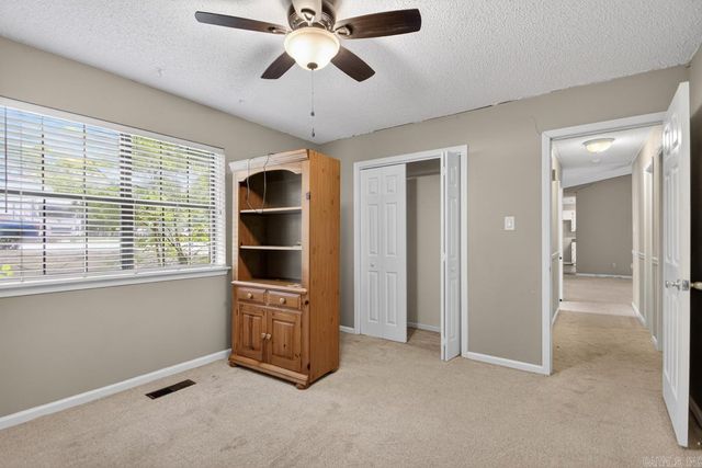 2101 Coral Tree Drive, Bryant, AR 72022