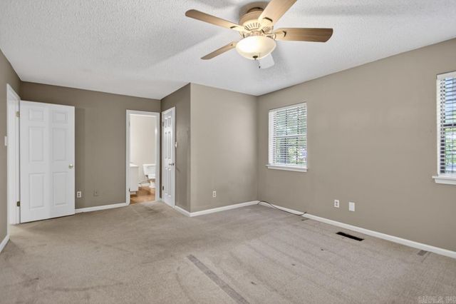 2101 Coral Tree Drive, Bryant, AR 72022