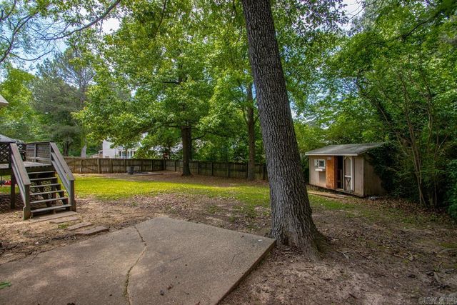 2101 Coral Tree Drive, Bryant, AR 72022
