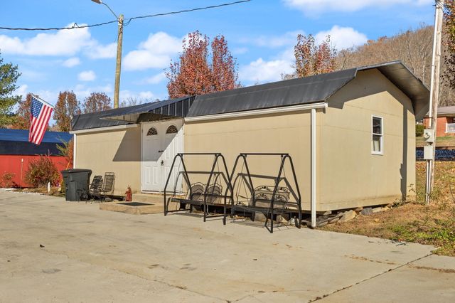 5212 N KY 11, Cannon, KY 40923