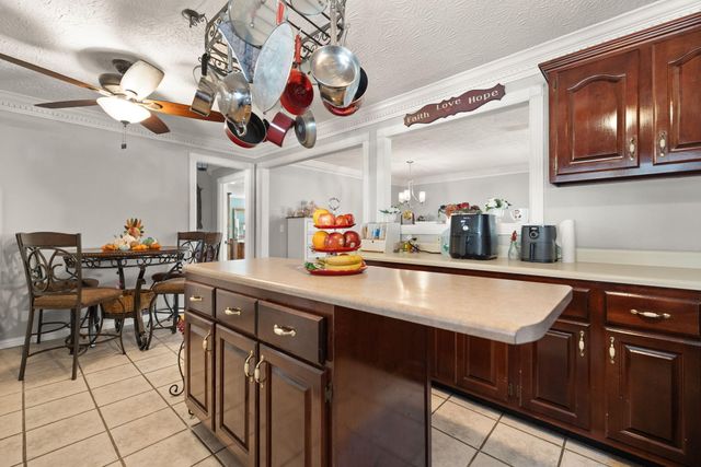 5212 N KY 11, Cannon, KY 40923