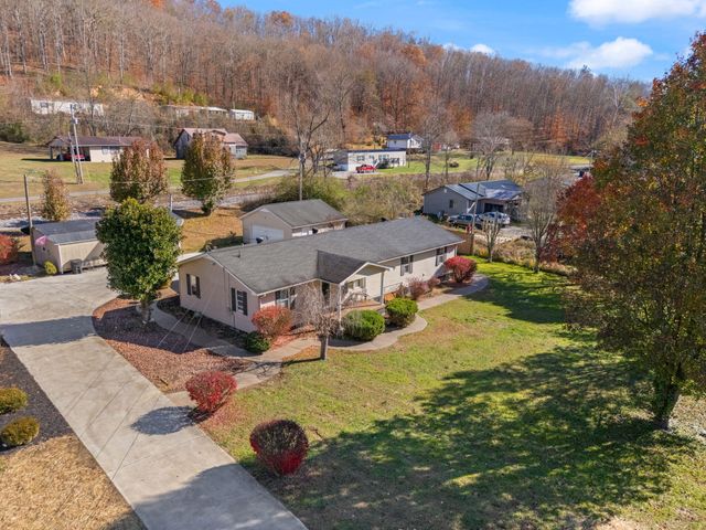 5212 N KY 11, Cannon, KY 40923