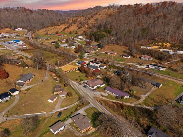 5212 N KY 11, Cannon, KY 40923