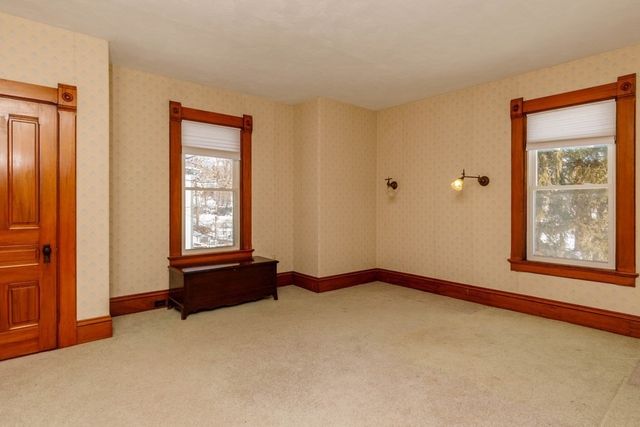 196 Chestnut Street, Gardner, MA 01440