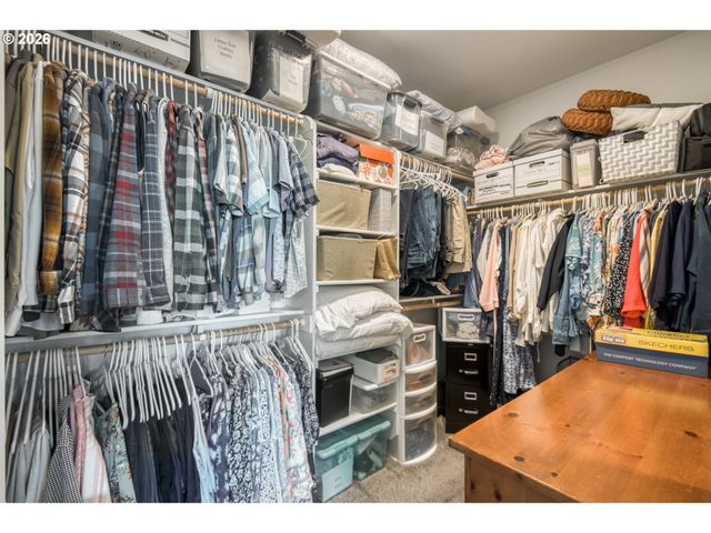 227 E TAYLOR Dr, Newberg, OR 97132