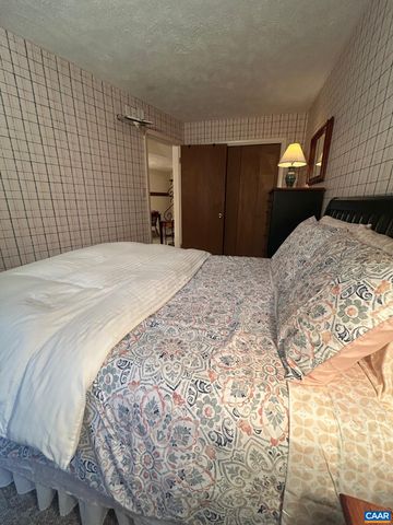 240 TIMBERS CONDOS, Wintergreen Resort, VA 22967