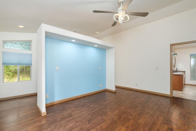 13 Belleza Way, Hot Springs Village, AR 71909