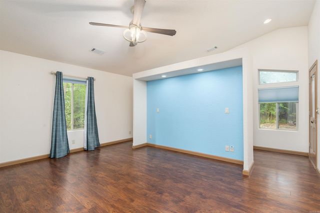 13 Belleza Way, Hot Springs Village, AR 71909