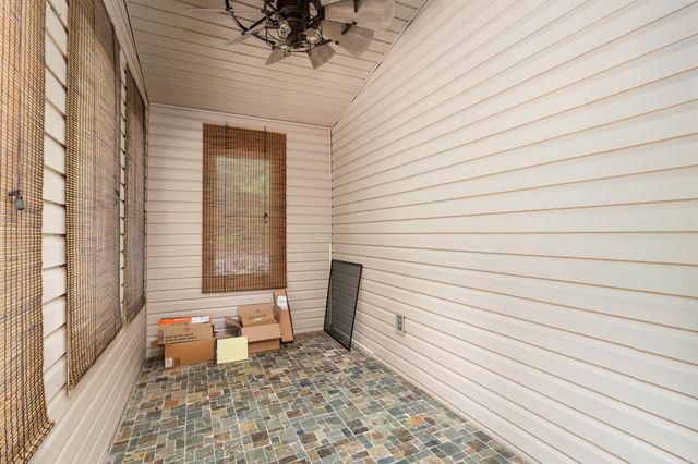 13 Belleza Way, Hot Springs Village, AR 71909