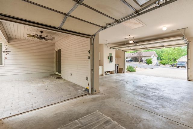 13 Belleza Way, Hot Springs Village, AR 71909