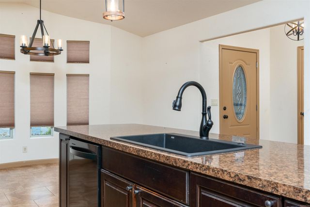 13 Belleza Way, Hot Springs Village, AR 71909