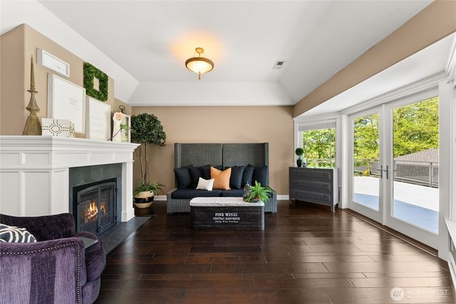 3237 Gravelly Beach Loop NW, Olympia, WA 98502