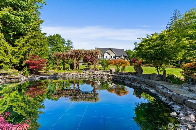 3237 Gravelly Beach Loop NW, Olympia, WA 98502