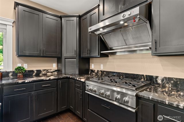 3237 Gravelly Beach Loop NW, Olympia, WA 98502