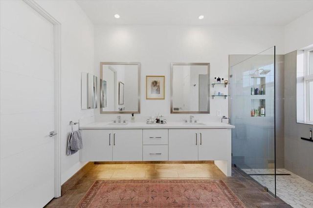 10 Iridium Way, Rancho Mirage, CA 92270