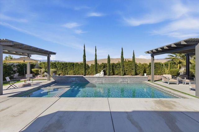 10 Iridium Way, Rancho Mirage, CA 92270