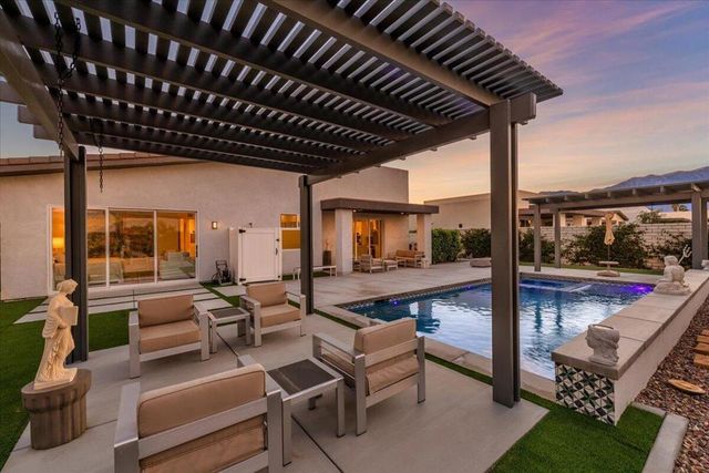 10 Iridium Way, Rancho Mirage, CA 92270