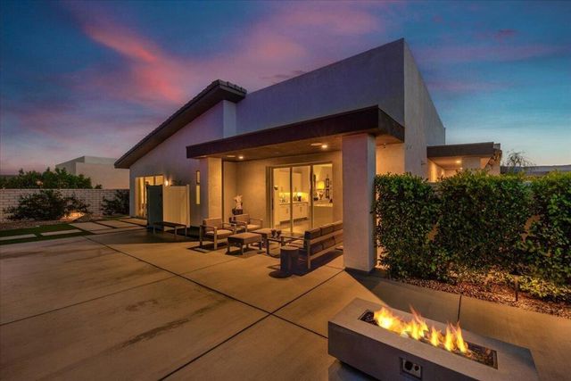 10 Iridium Way, Rancho Mirage, CA 92270