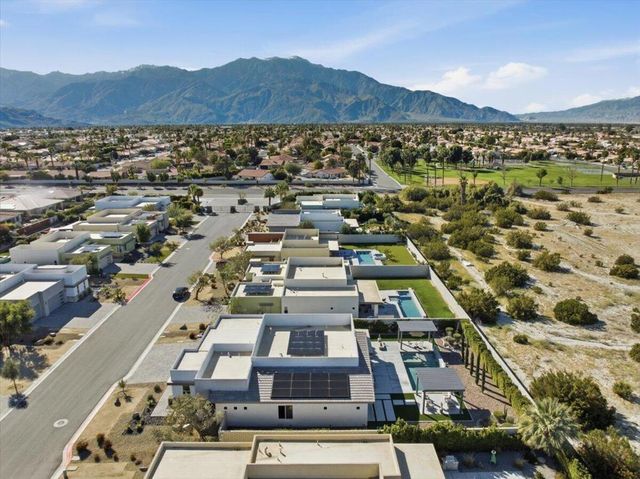 10 Iridium Way, Rancho Mirage, CA 92270