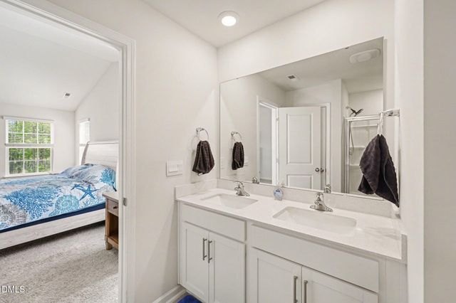 160 Eason Farm Drive, Zebulon, NC 27597