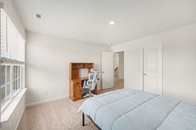 160 Eason Farm Drive, Zebulon, NC 27597