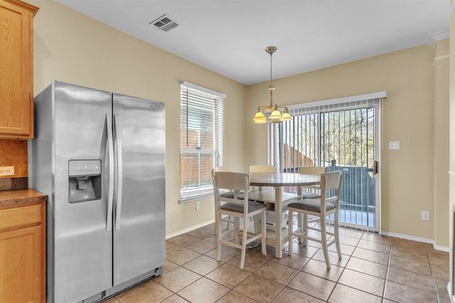 303 Sorrel, Duncanville, TX 75137