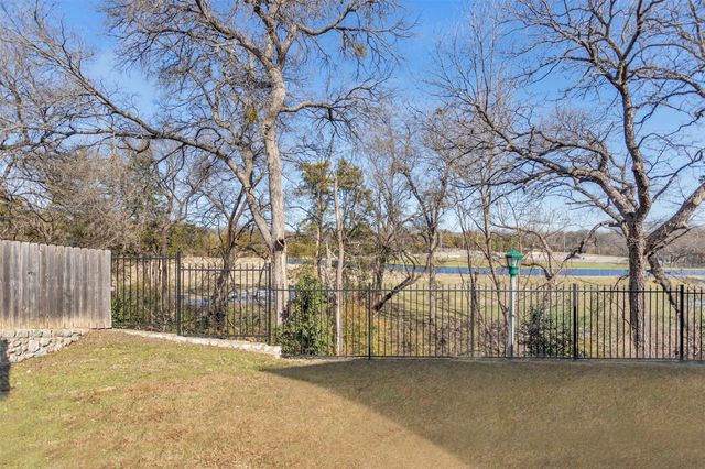 303 Sorrel, Duncanville, TX 75137