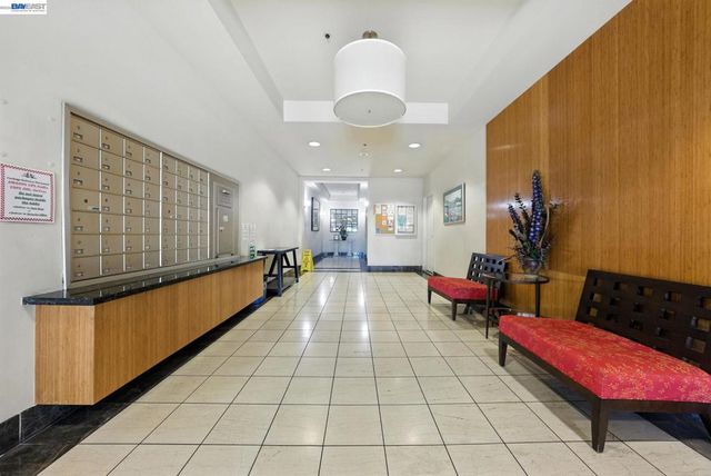 989 Webster St 443, Oakland, CA 94601