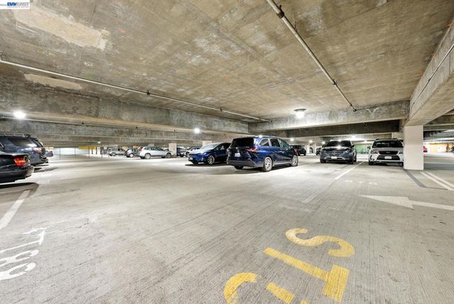 989 Webster St 443, Oakland, CA 94601