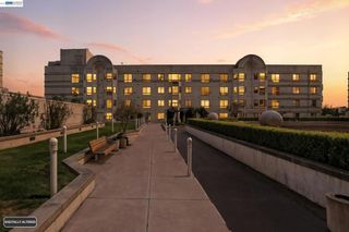 989 Webster St 443, Oakland, CA 94601