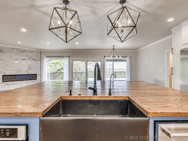 3502 E 104th Street, Tulsa, OK 74137